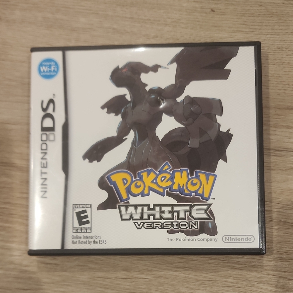 Nintendo DS Pokémon White Version - Black and White Cover